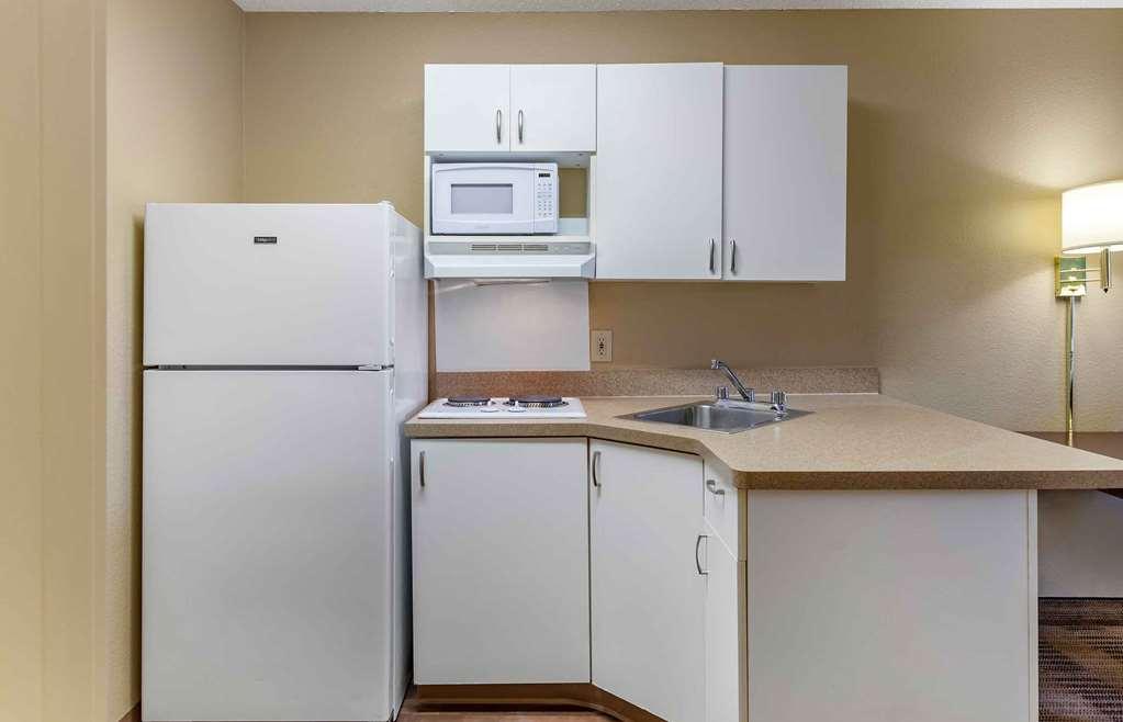 Extended Stay America Suites - Austin - Northwest Arboretum Værelse billede